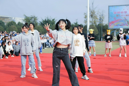 绩来看