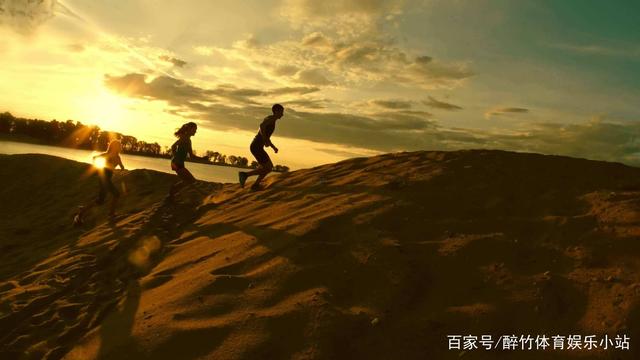 C羅轉會的 C羅轉會的